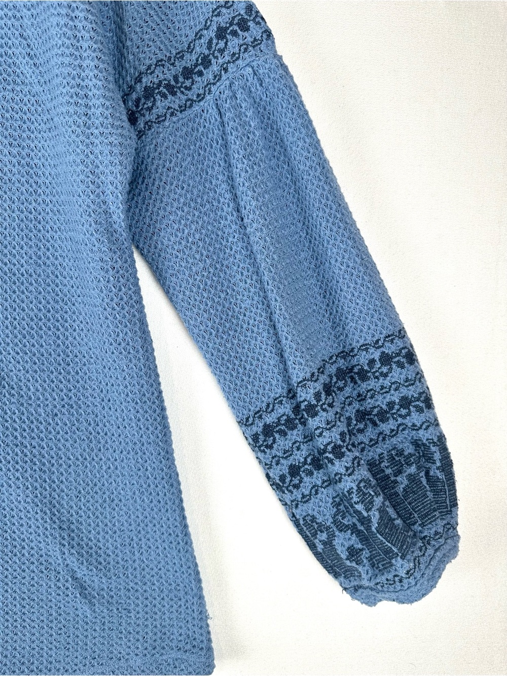 Sundance Waffle Weave Embroidered Crew Long Sleeve Shirt - Picture 3 of 8